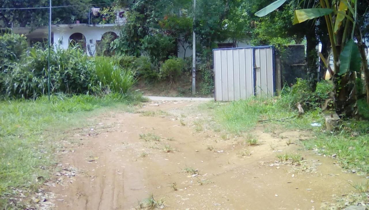 Leaf Guest House Gampola Esterno foto
