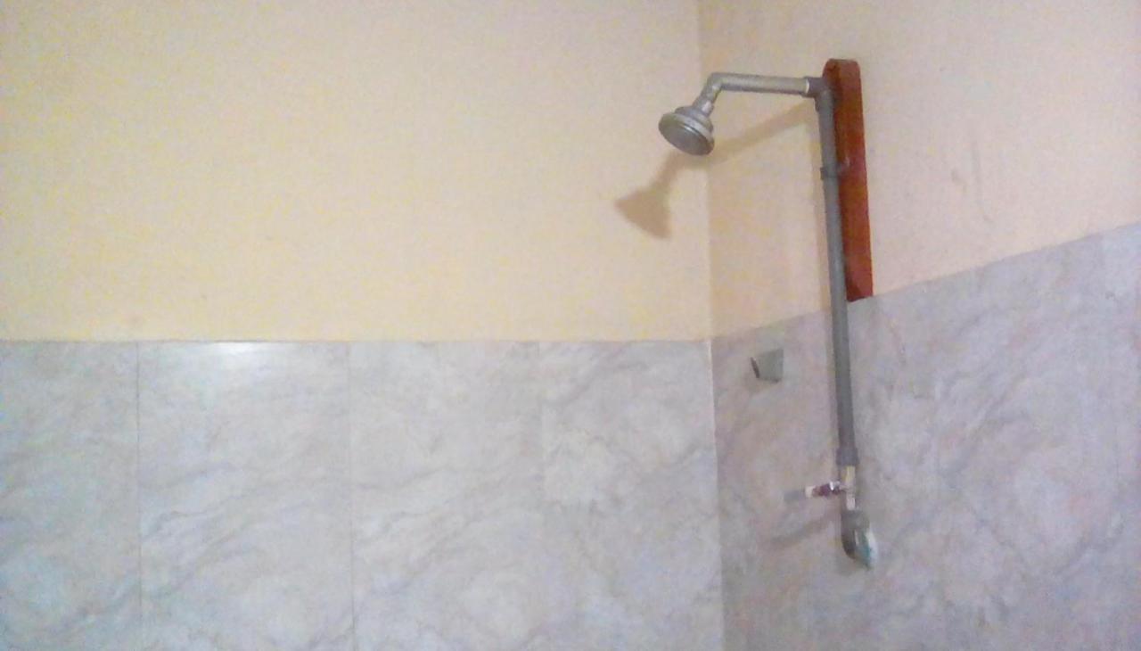 Leaf Guest House Gampola Esterno foto