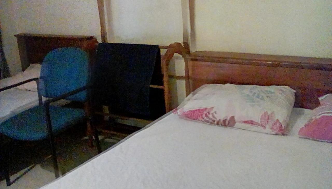 Leaf Guest House Gampola Esterno foto