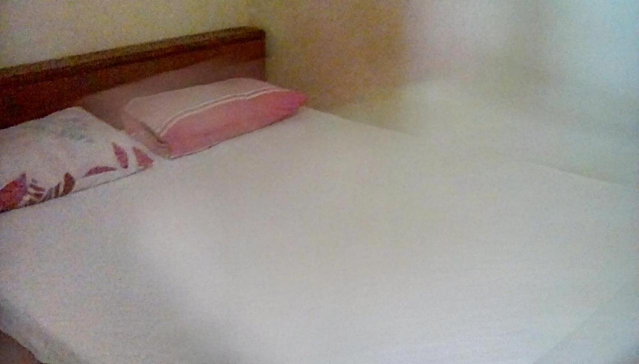 Leaf Guest House Gampola Esterno foto